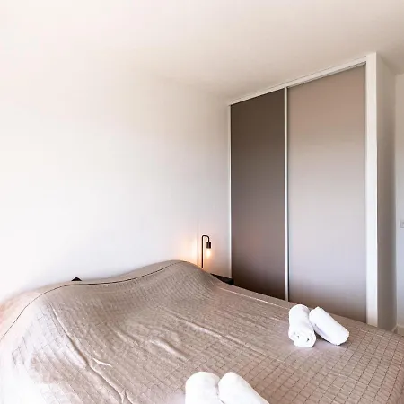 Le Miramar Apartment